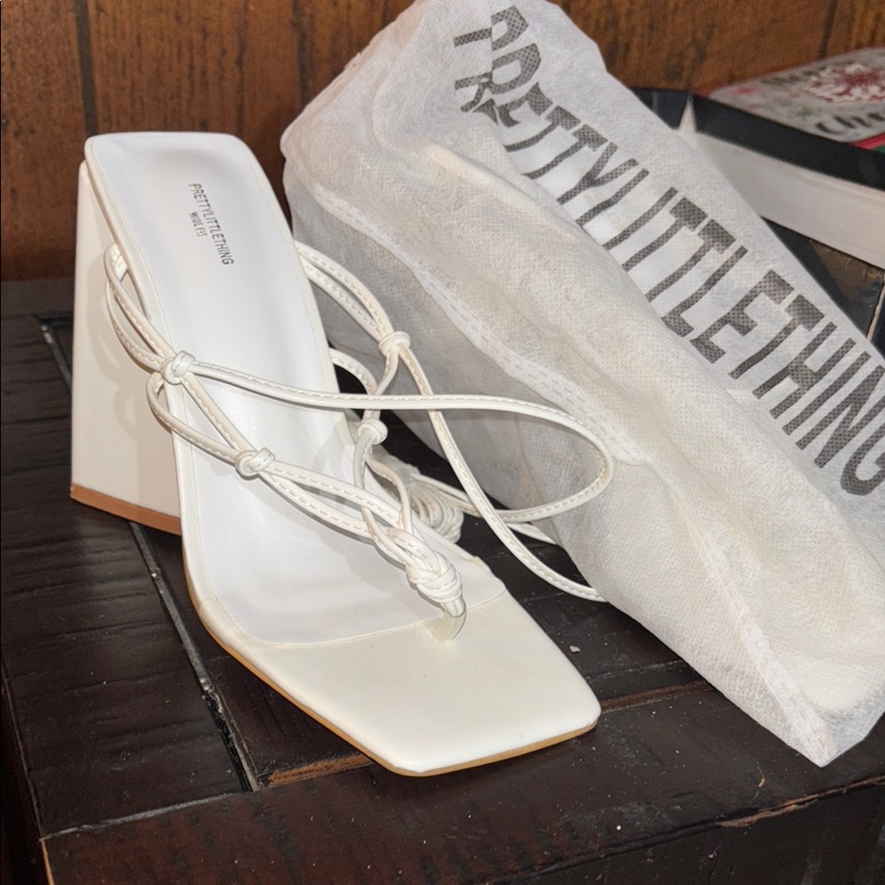 PrettyLittleThing White Heeled Shoes Elegant Design